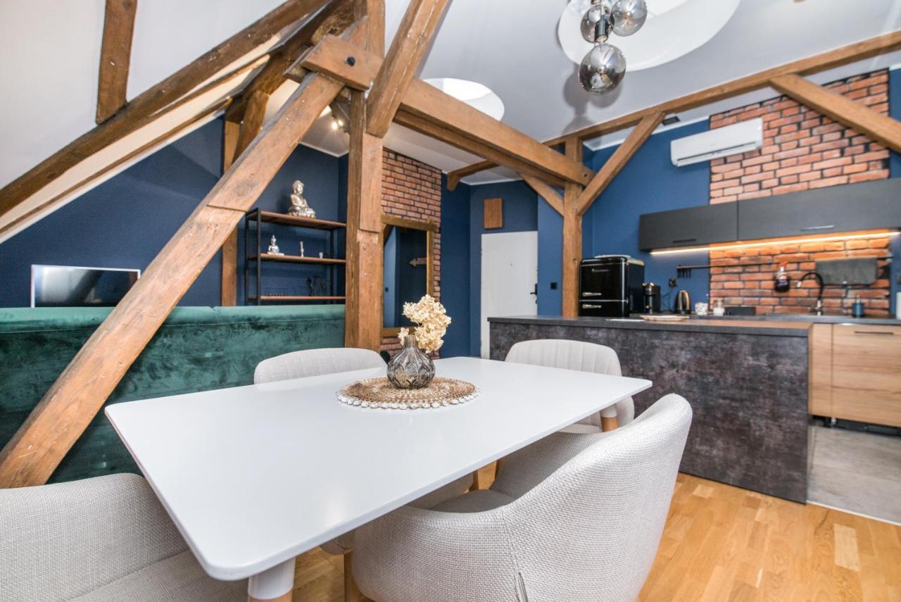 Uroczy Apartament Gliwice Ngoại thất bức ảnh